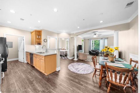 Photo of 2103 Stratford Commons, Decatur, GA 30033 (MLS # 7675848)