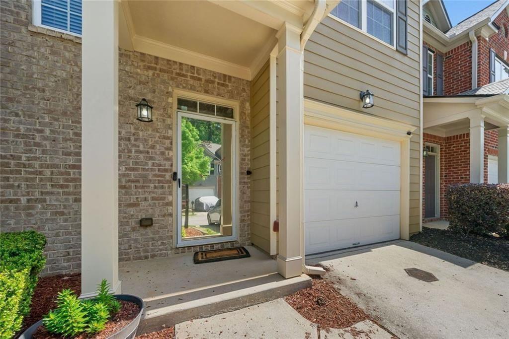 3366 Thornbridge Drive