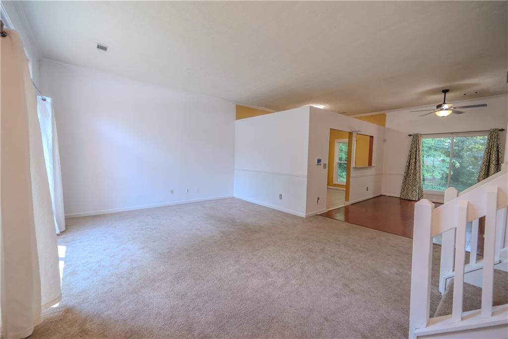 7472 woods Court