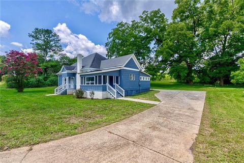 A home in Winder