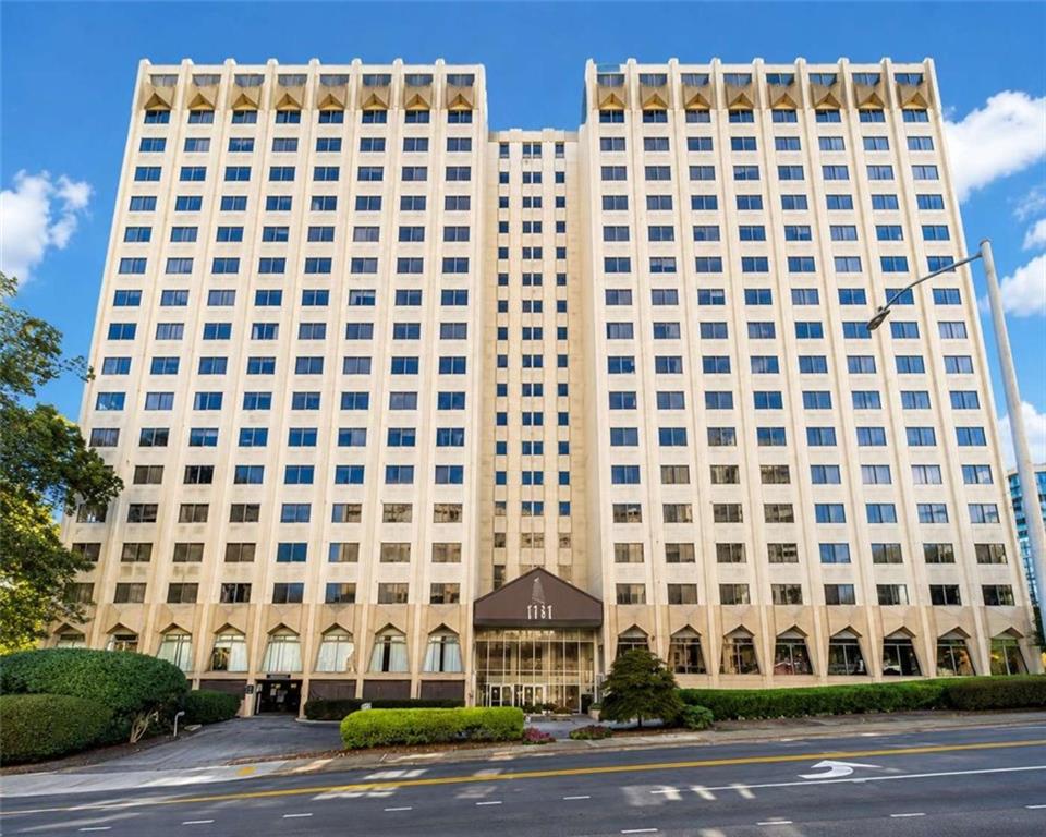 2479 Peachtree Road APT 1003