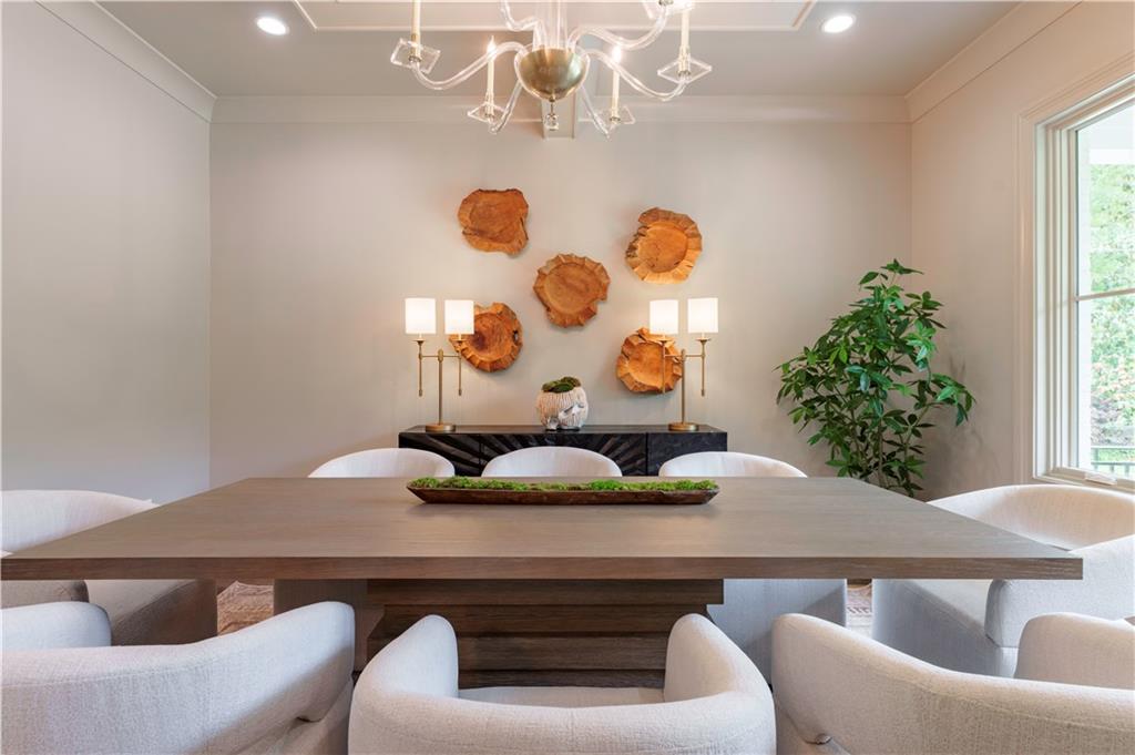 541 Londonberry Road, Atlanta, Georgia image 7