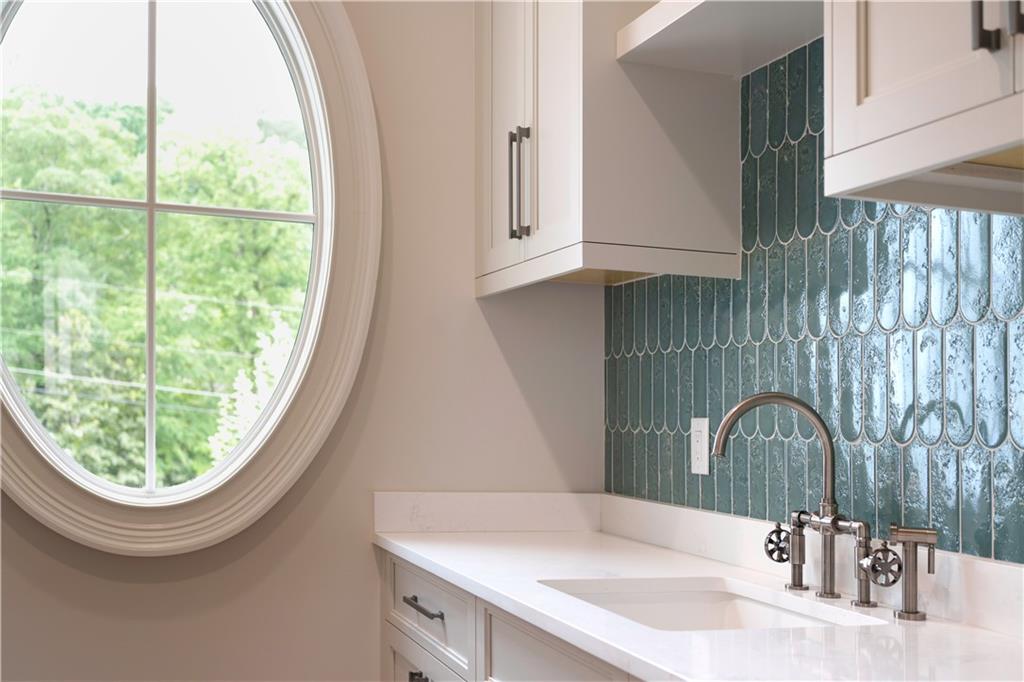 541 Londonberry Road, Atlanta, Georgia image 47