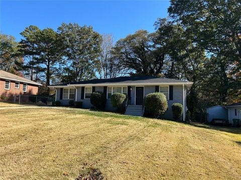 Photo of 2310 Starline Drive, Decatur, GA 30032 (MLS # 7681564)