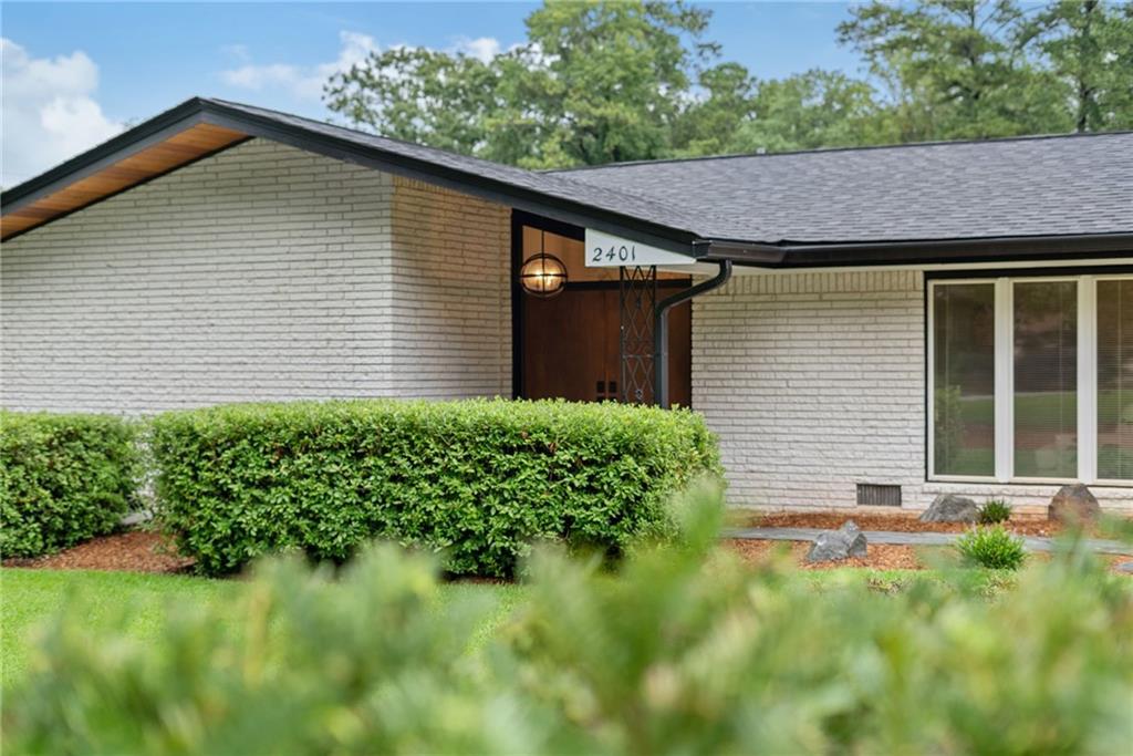 2401 Henderson Pines Court