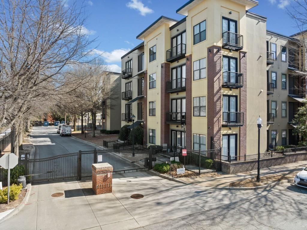 5300 Peachtree Road 3507