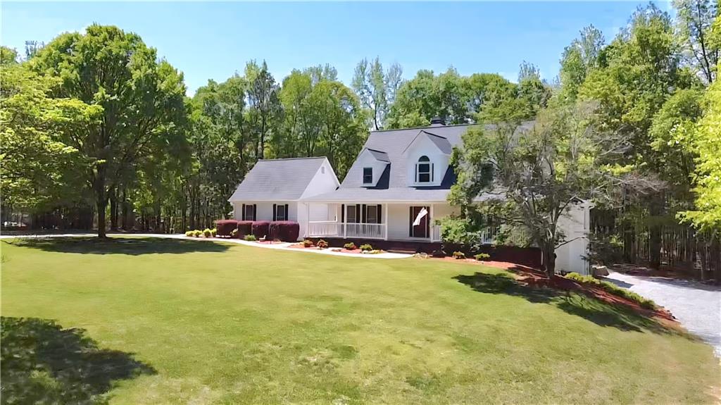 866 Lee Byrd Road, Loganville, Georgia image 1