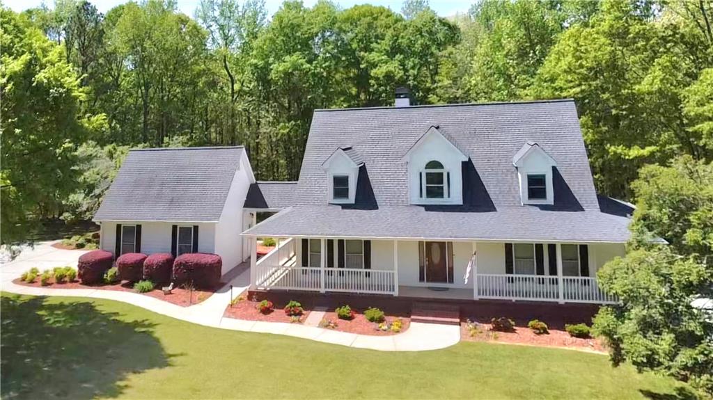 866 Lee Byrd Road, Loganville, Georgia image 2
