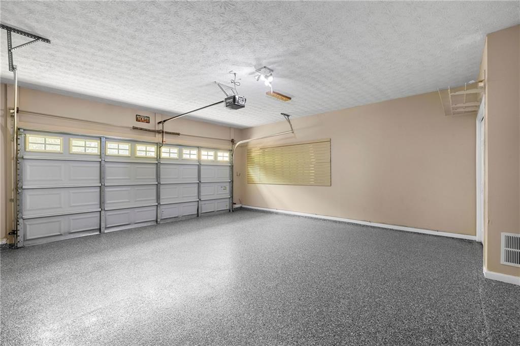 Calumet - Residential Lease