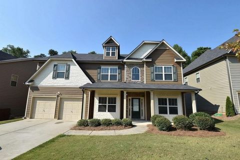 Homes For Sale - 5340 Hopewell Manor Drive<br/> Cumming, GA 30028
