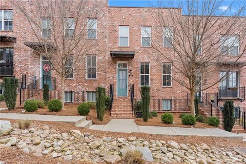 Townhouse For Sale - 3880 Prairie Field Crossing<br/> Suwanee, GA 30024