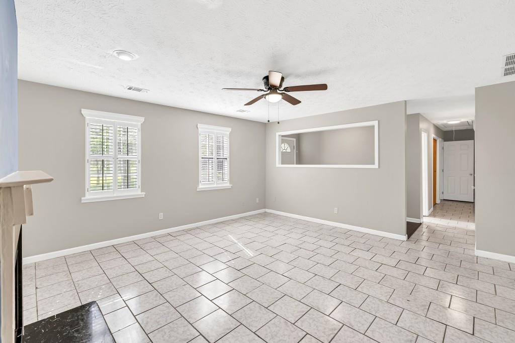 103 Sir Gregory Manor, Lawrenceville, Georgia image 8