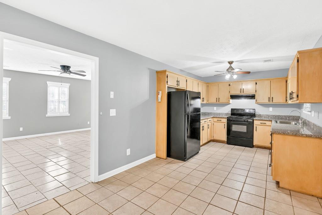 103 Sir Gregory Manor, Lawrenceville, Georgia image 15