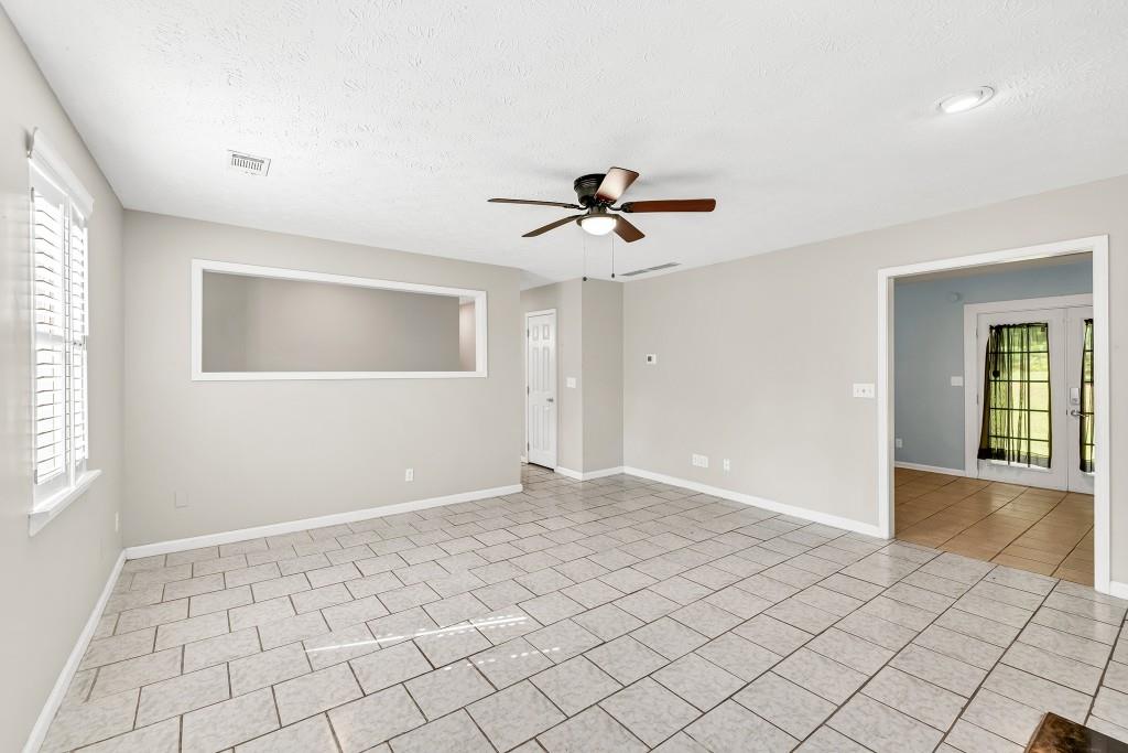 103 Sir Gregory Manor, Lawrenceville, Georgia image 9