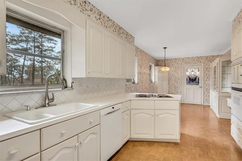 1555 Moores Mill Road, Atlanta, Georgia image 14