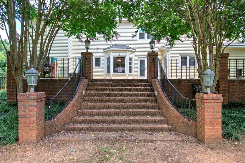 Park Manor - Residential