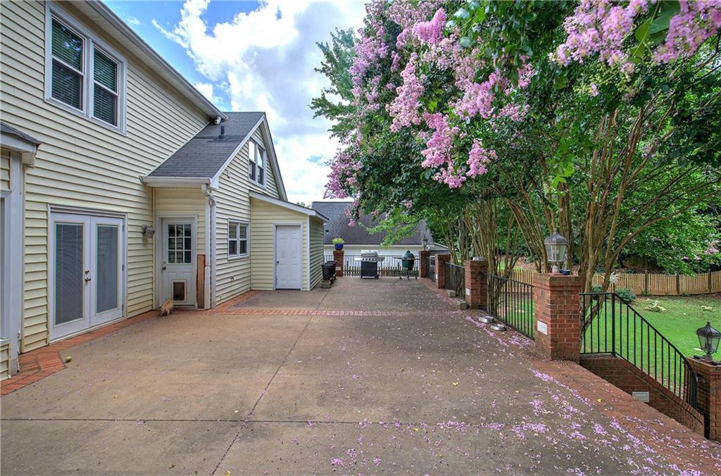 Park Manor - Residential