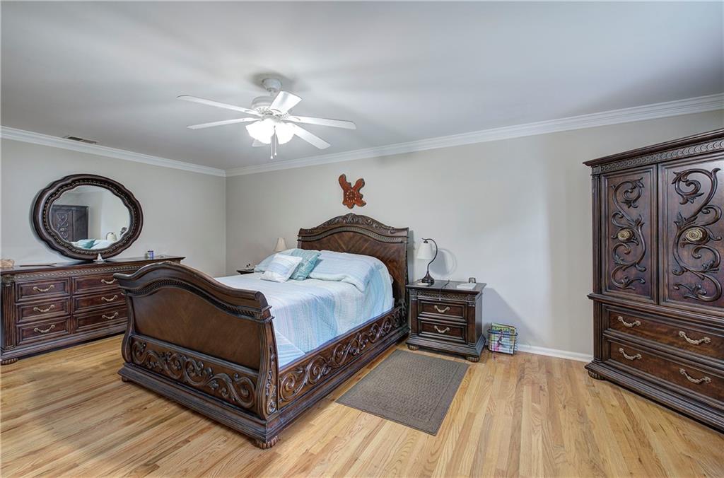 Park Manor - Residential