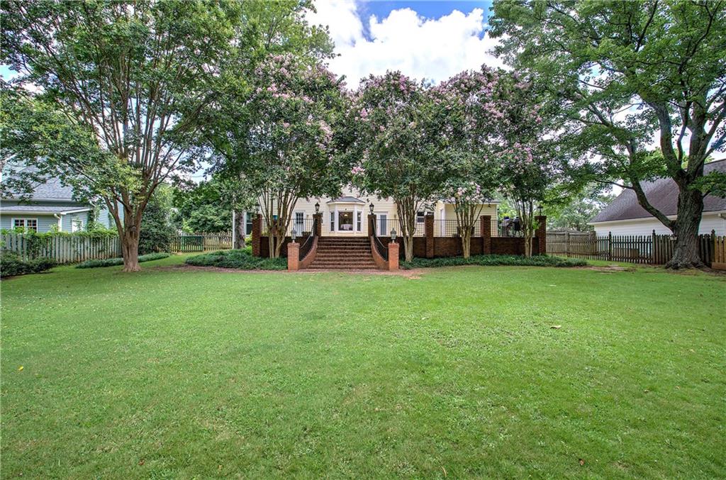 Park Manor - Residential