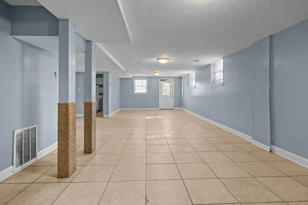 Forest Park, Georgia 30297, United States, ,Commercial,Active,238710