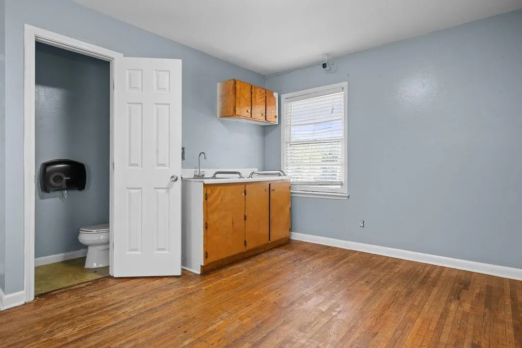 Forest Park, Georgia 30297, United States, ,Commercial,Active,238710