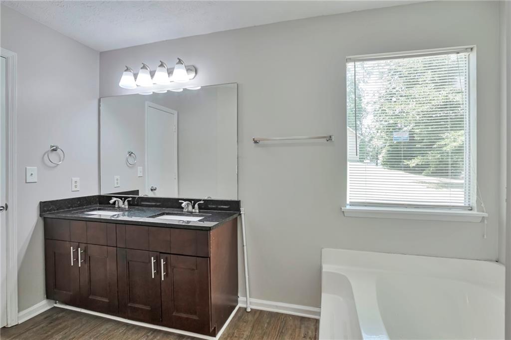 4879 Ardsley Drive, Lithonia, Georgia image 16