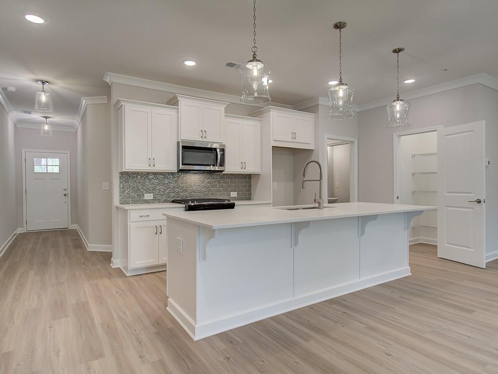 170 Bluffington Way