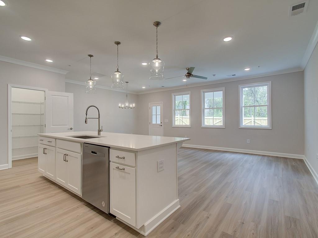 170 Bluffington Way
