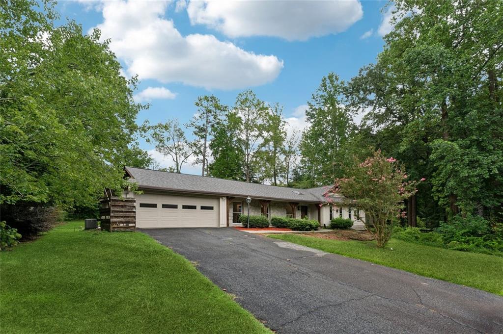 786 FAIRFIELD Drive