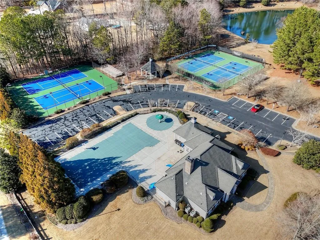 Loganville, Georgia 30052, United States, 3 Bedrooms Bedrooms, ,3 BathroomsBathrooms,Residential,Pending,12971