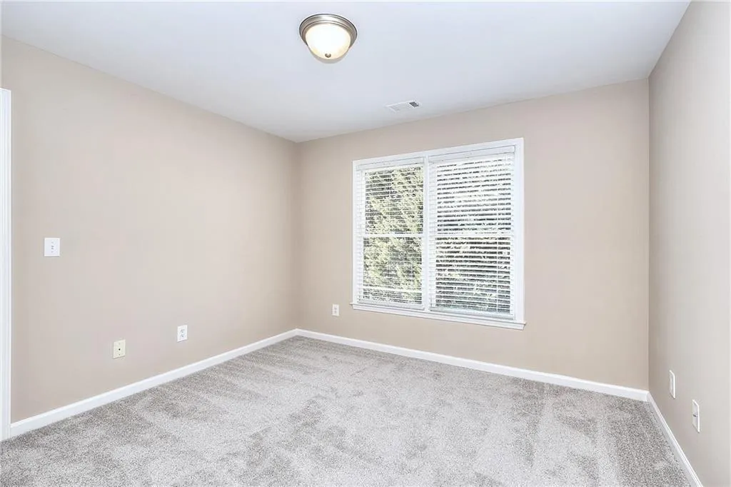 Loganville, Georgia 30052, United States, 3 Bedrooms Bedrooms, ,3 BathroomsBathrooms,Residential,Pending,12971