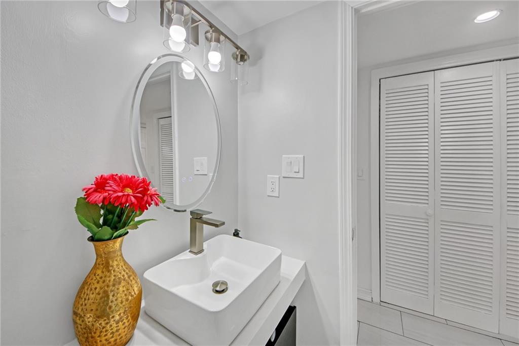 218 Forkner Drive #D, Decatur, Georgia image 10
