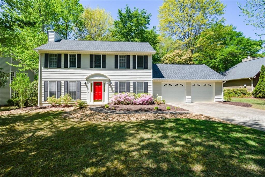 Rare opportunity to Lease a fabulous single family detached home located within minutes from great shopping, restaurants, businesses, Kennesaw Mountain National Park and the award winning Hillgrove High School District. This well appointed traditional home sits in a quaint, well established West Cobb neighborhood. The property site includes a large front and private backyard and offers ample interior space for a family. Zero maintenance costs for the tenant as the owner provides regular lawn service, pest control, scheduled HVAC service, washer/dryer and trash removal. Recent property improvements
include a new roof, new hot water heater, newly painted interior and exterior including deck w/ pergola, new landscaping, new refrigerator, newer stove and kitchen counter tops. The property is vacant and move-in ready
