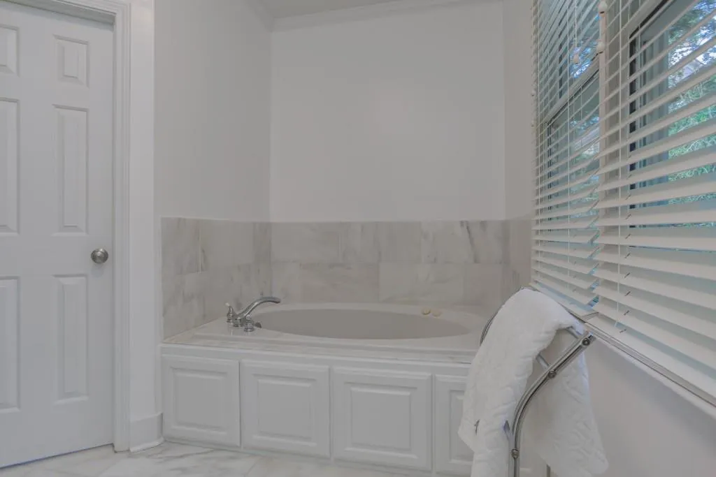 Atlanta, Georgia 30306, United States, 4 Bedrooms Bedrooms, ,4 BathroomsBathrooms,Residential,Active,58778