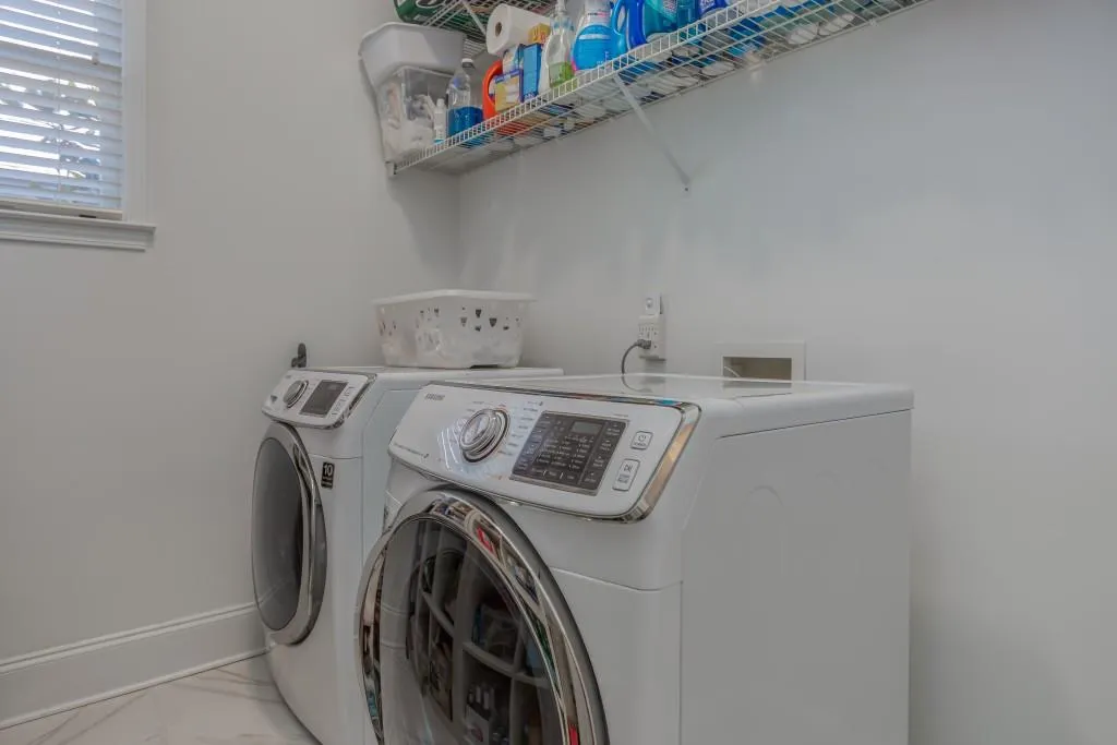 Atlanta, Georgia 30306, United States, 4 Bedrooms Bedrooms, ,4 BathroomsBathrooms,Residential,Active,58778