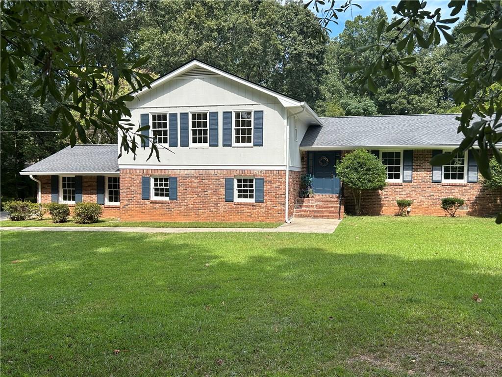 2270 Old Concord Drive SE