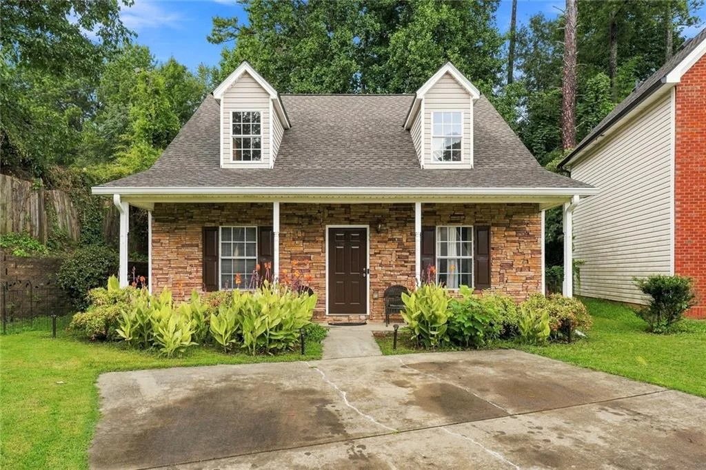 105 Twin Pines Court