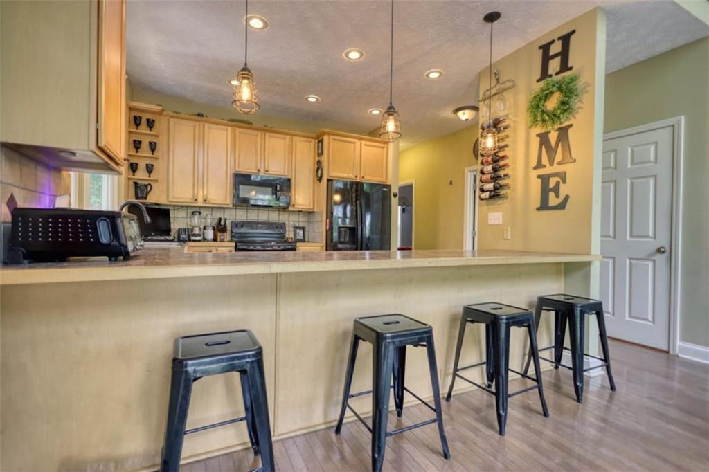833 Bear Creek Point