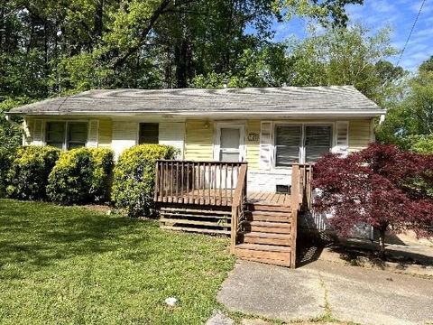 Photo of 549 Alpine Way, Marietta, GA 30062 (MLS # 7754476)