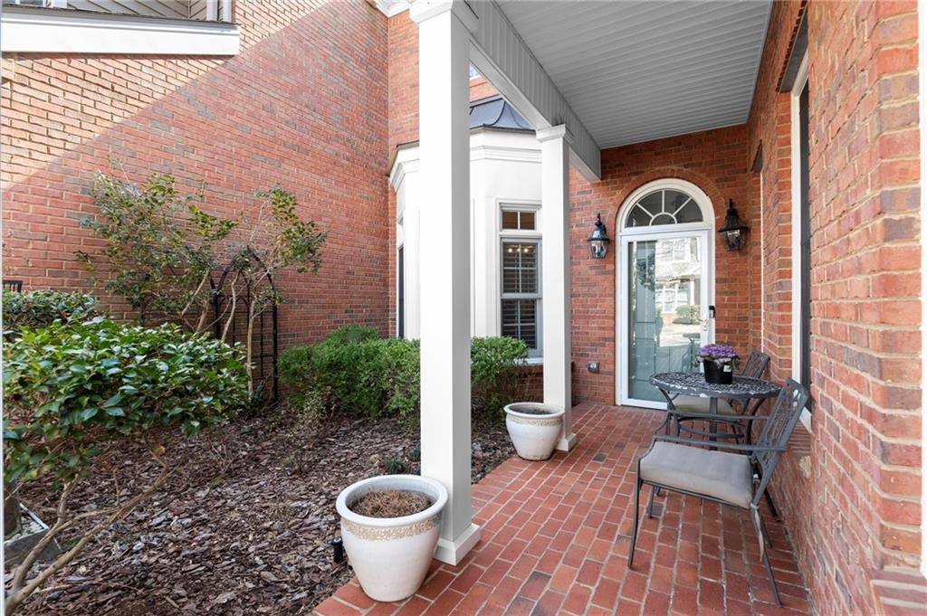 8730 Parker Place, Roswell, Georgia image 2