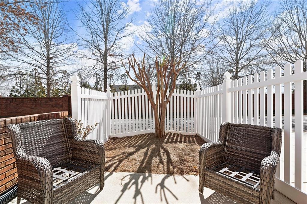 8730 Parker Place, Roswell, Georgia image 16