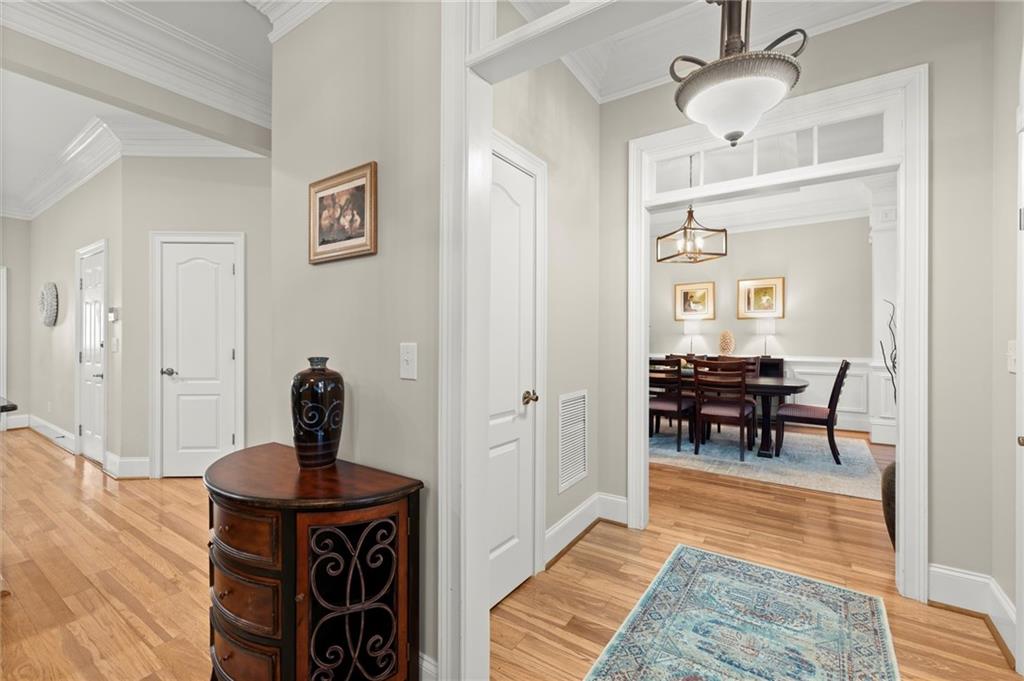 8730 Parker Place, Roswell, Georgia image 5