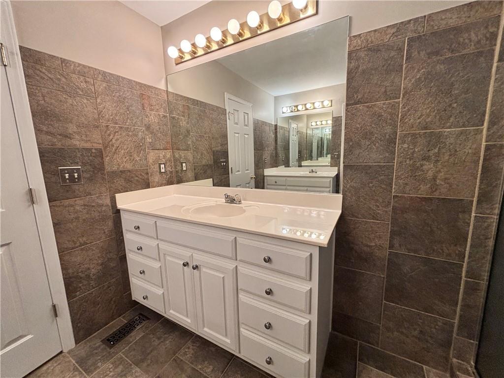 208 Regency Court, Acworth, Georgia image 20