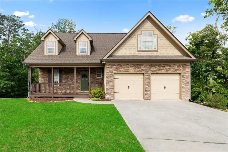Welcome home! This beautifully maintained 4-bedroom, 2.5-bath residence offers the perfect mix of comfort, style, and convenience in one of Cartersville’s most desirable locations. Tucked near the end of a peaceful cul-de-sac and just minutes from I-75, you’ll enjoy easy access to shopping, dining, and everything the city has to offer.
The main-level primary suite provides the privacy and ease you’ve been looking for, while the oversized walk-in laundry room keeps daily life running smoothly. A bright, modern kitchen with stainless steel appliances flows into the open living and dining areas—making this home ideal for both everyday living and entertaining.
Step outside and fall in love with your own backyard retreat. A screened-in porch and fully fenced yard create the perfect space for morning coffee, evening unwinding, or weekend get-togethers.
Offering suburban charm with city convenience, this home is move-in ready and waiting for you. Don’t miss your chance—schedule your showing today!
