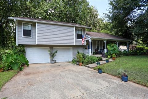 419 CREEKSIDE Lane Woodstock GA 30188