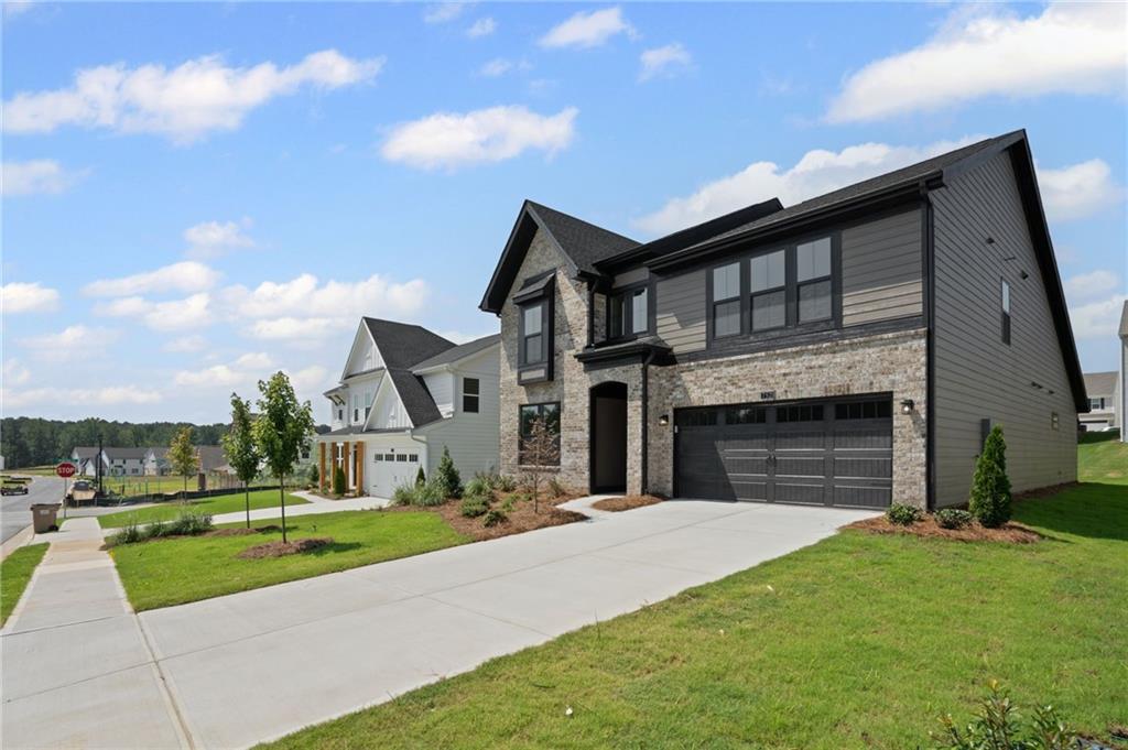 752 Crystal Lake Parkway