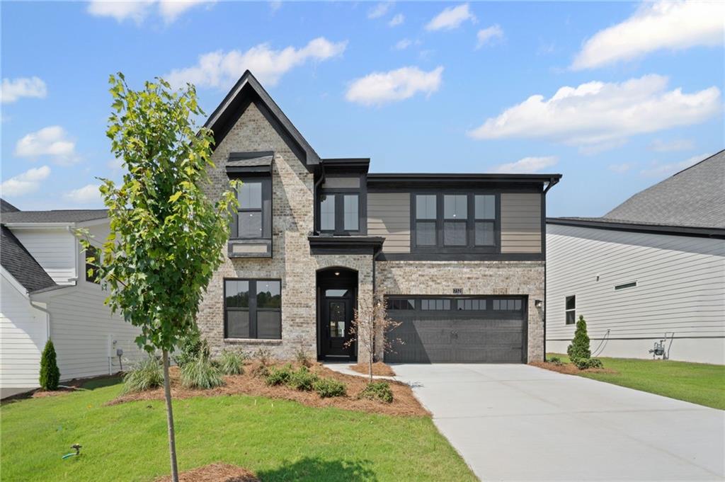 752 Crystal Lake Parkway