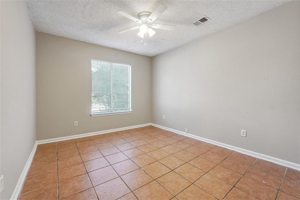 8227 Englewood Trail, Riverdale, Georgia image 14