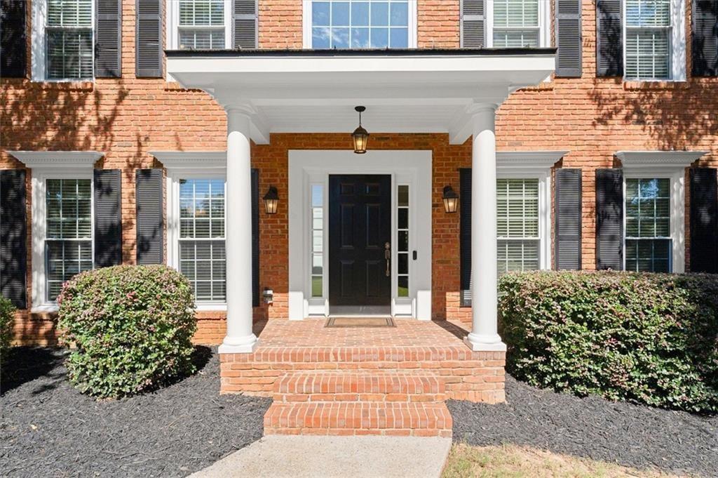 907 Forest Pond Drive