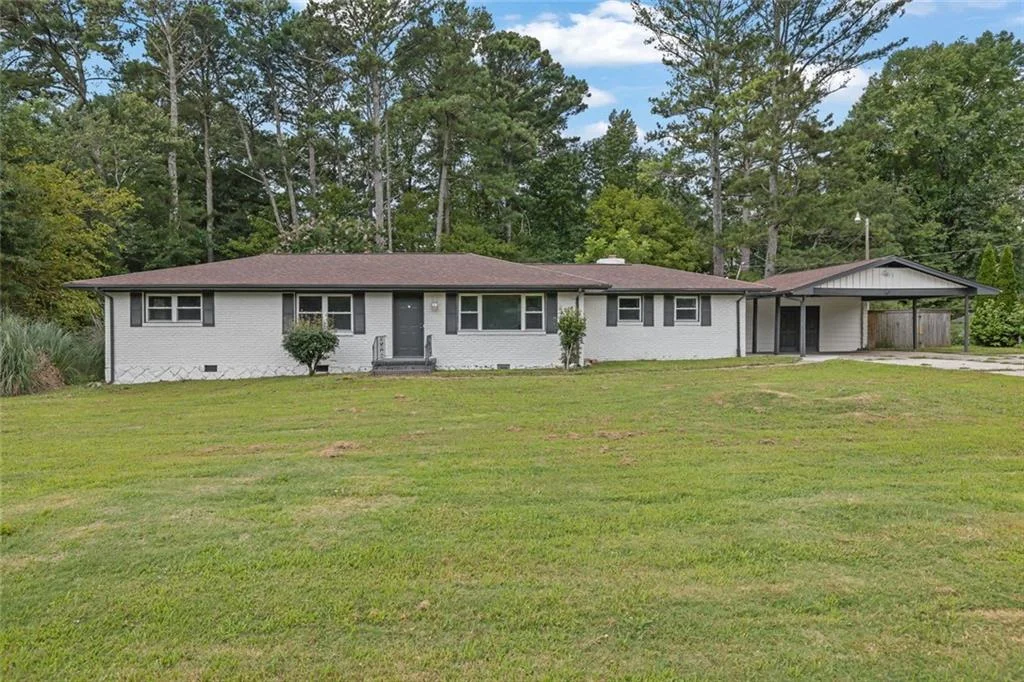 1563 Rockbridge Road